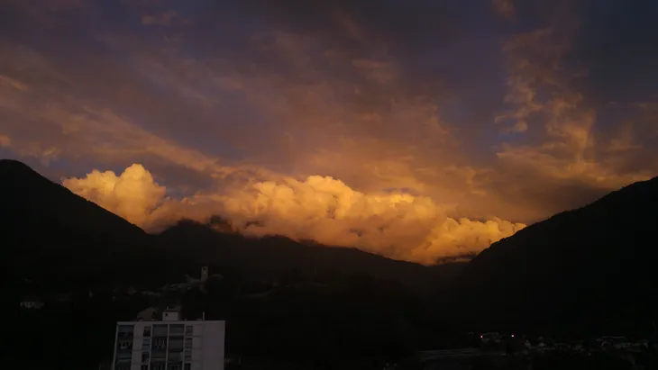 2017-08-10 Coucher de soleil nuageux sur la Tarentaise