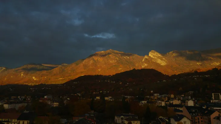2018-11-11 Lever de soleil sur les Bauges