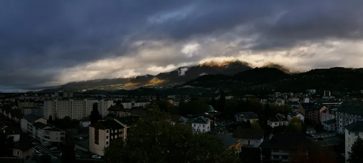 2023-11-11 Lever de soleil sur les Bauges