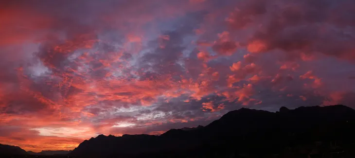 2025-11-10 Coucher de soleil sur les Bauges 2