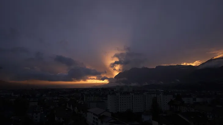 2025-11-16 Coucher de soleil sur la Combe de Savoie 1