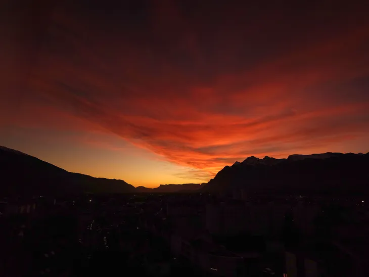 2025-12-08 Coucher de soleil sur la Combe de Savoie