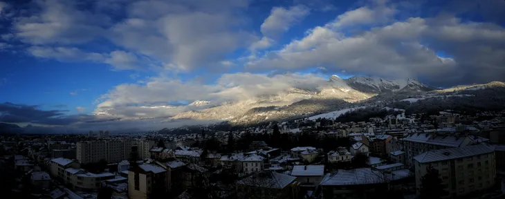 Panoramique couleurs Albertville le 11 janvier 2026