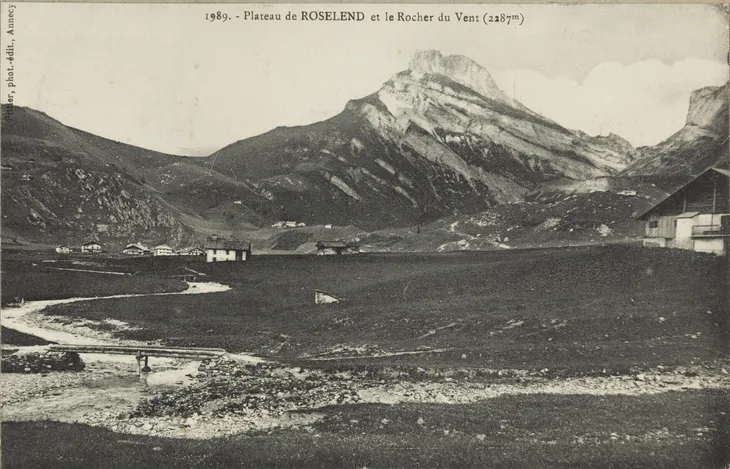 Roselend et le Rocher du Vent