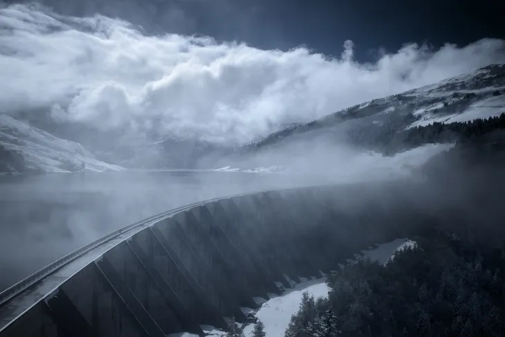 Barrage de Roselend par grand froid