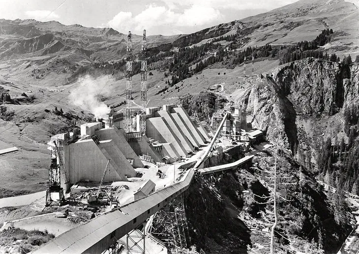 Vue de la construction côté Méraillet