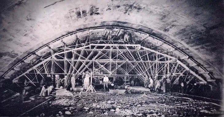 Étayage et creusement de la centrale de La Bathie