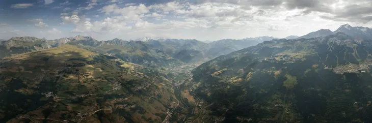 Panorama de la Haute-Tarentaise vue du ciel depuis Landry