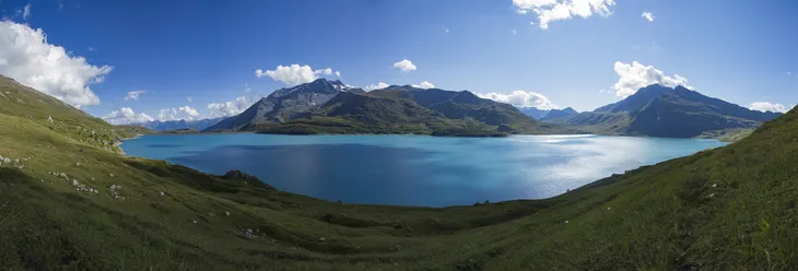 Lac du Mont Cenis en été