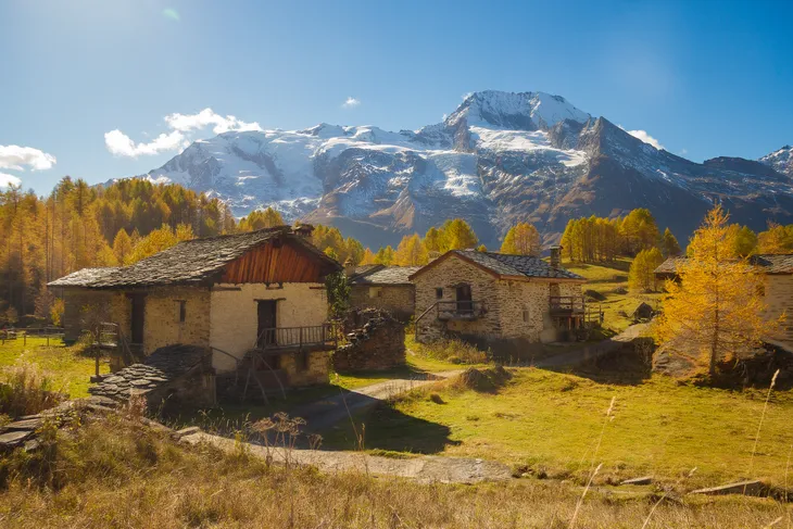Chalets du Monal en Automne