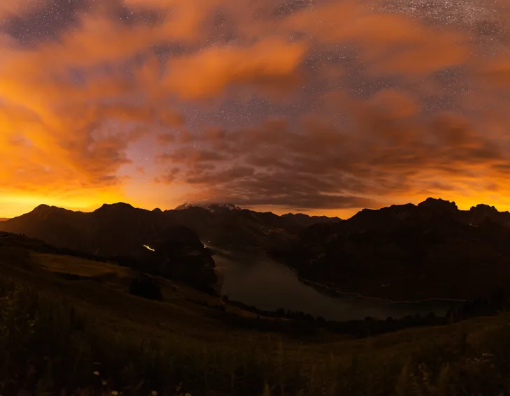 Nuit d’été sur la Roche Parstire